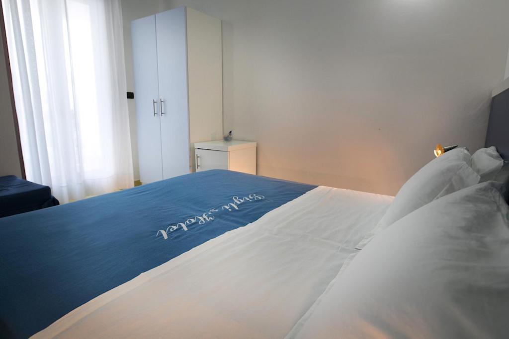 Gigli Hotel Salento マリーナ・ディ・ペスコルーゼ エクステリア 写真