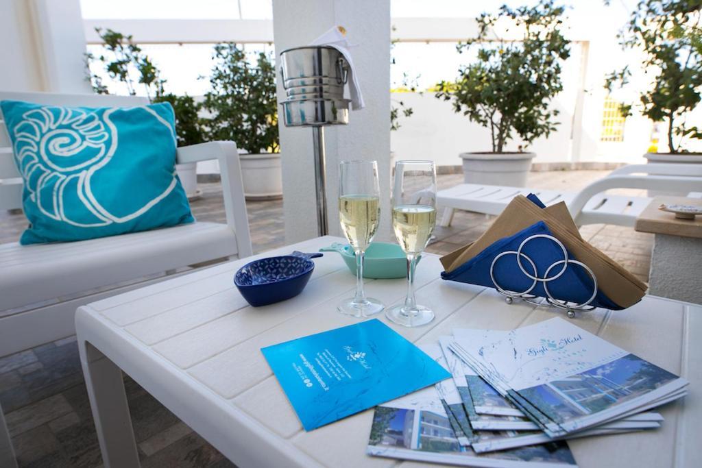 Gigli Hotel Salento マリーナ・ディ・ペスコルーゼ エクステリア 写真