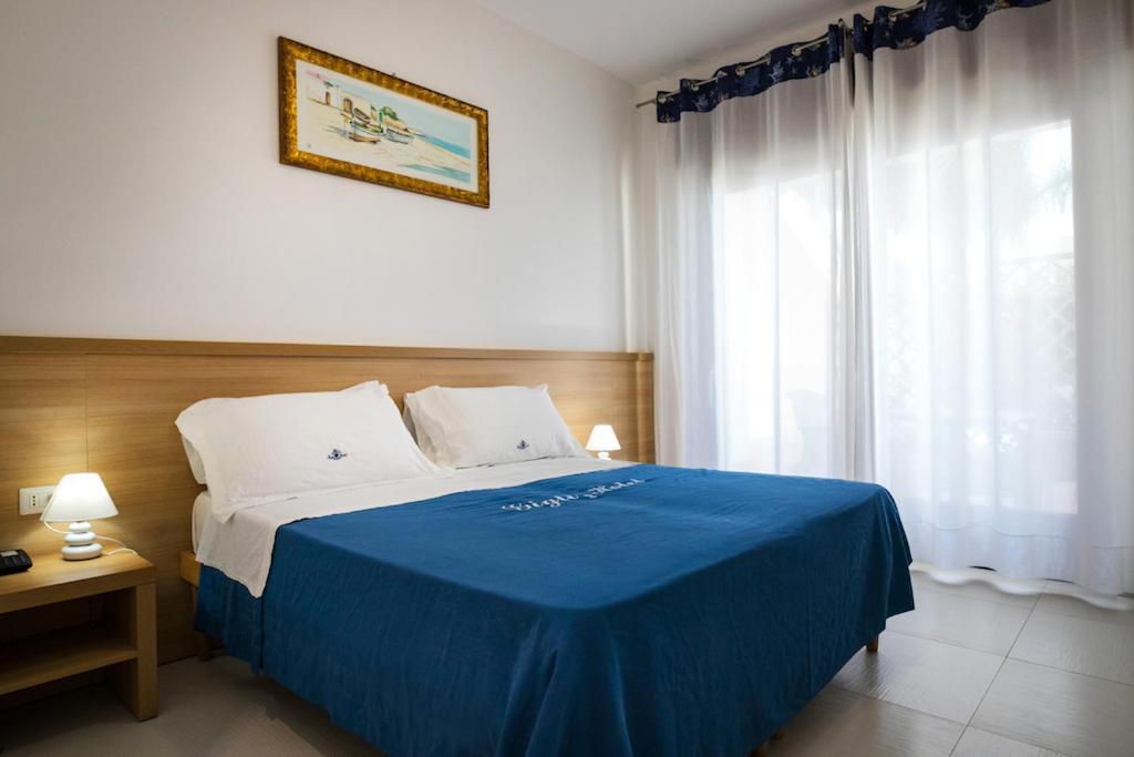 Gigli Hotel Salento マリーナ・ディ・ペスコルーゼ エクステリア 写真