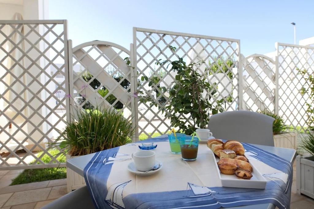 Gigli Hotel Salento マリーナ・ディ・ペスコルーゼ エクステリア 写真