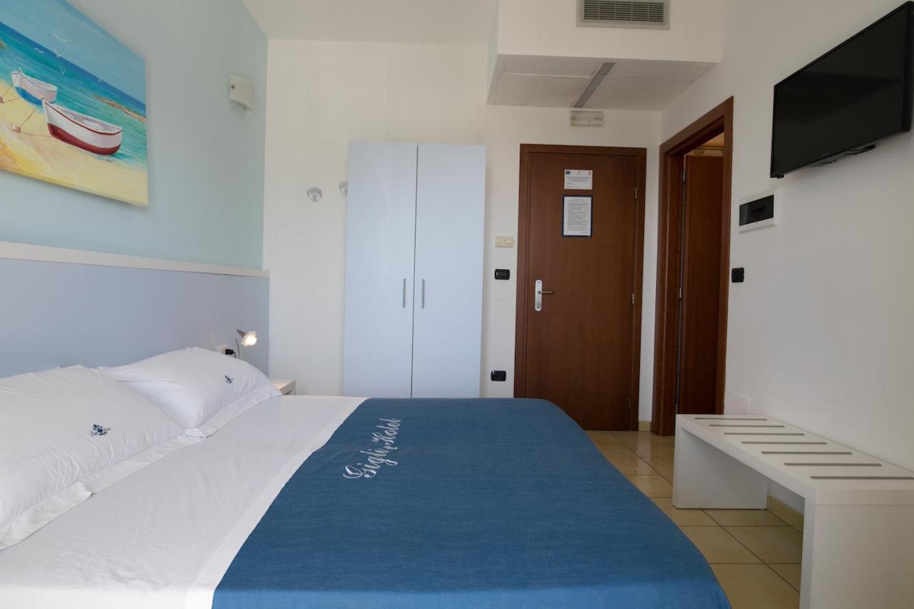 Gigli Hotel Salento マリーナ・ディ・ペスコルーゼ 部屋 写真